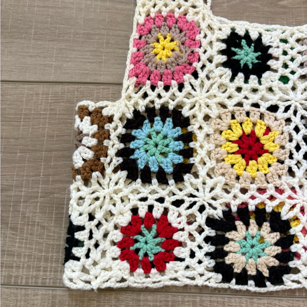 Boho Knit Colorful Crochet Square Neck Crop Top - Picture 2 of 5